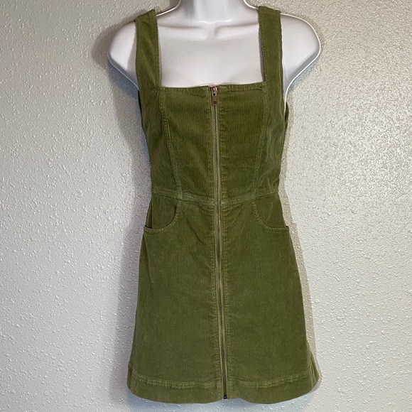 Alice + Olivia Green Corduroy Mini Dress - Picture 8 of 8